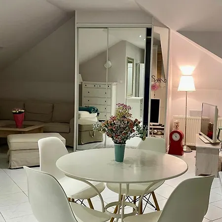 W Porcie Przy Latarni Apartment