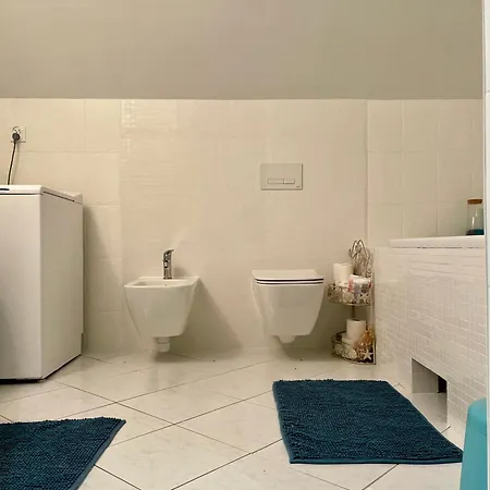 W Porcie Przy Latarni *